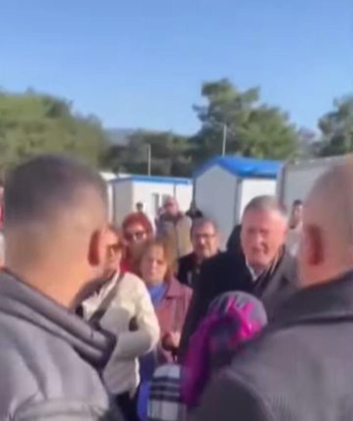 Lütfü Savaş ne diyeceğini bilemedi! Hatay'daki depremzede kadından tepki: "Ben cenazelerimi gömerken sen neredeydin?" G2