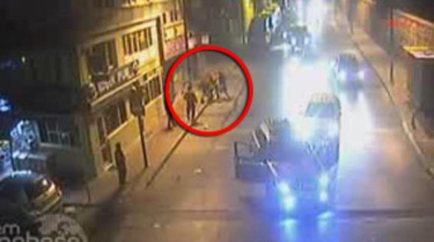 Trafikte tartıştığı kadını öldüresiye dövdü