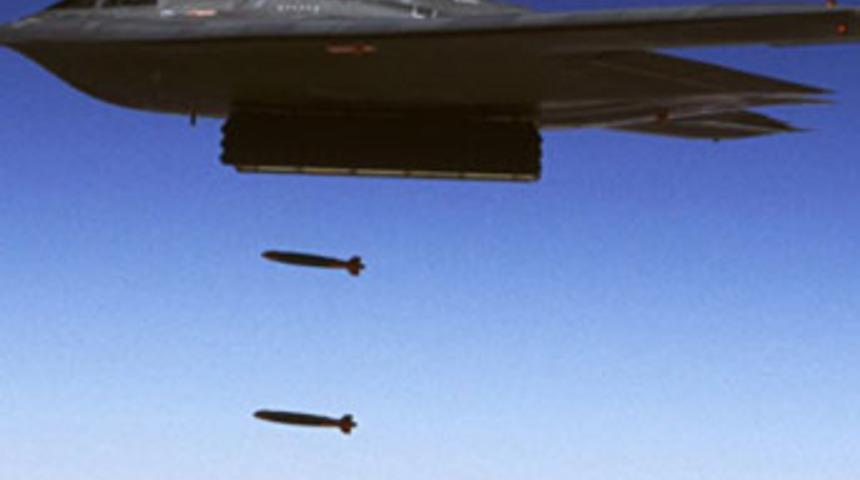 Amerika'da Libya'yı vurmaya başladı