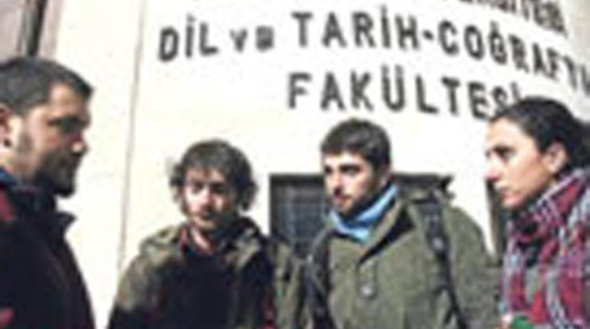 Yumurtaya dokunan yanıyor!