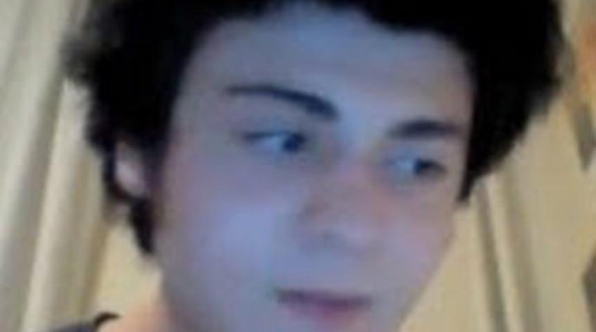 17 yaşındaki Mert Apple’ı alt etti