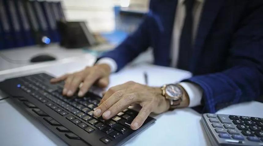 Son dakika | Sağlık Bakanlığı için 8 bin işçi alımı! İŞKUR başvuruları arasından seçilecek; mülakat yok, kura çekimi canlı yayınlanacak