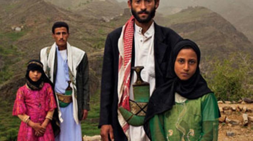 Bu fotoğrafta 2 gelin, 2 de damat var!