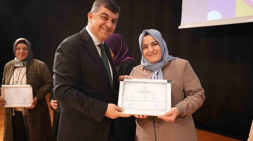 Şehitkamil’de 5 bin 288 kişiye okuma-yazma öğretildi