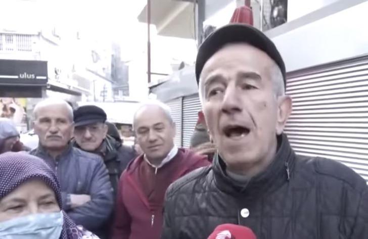 84 yaşında, 12 bin lira maaşı var! Et kuyruğundaki sözleriyle gündem oldu: Sofradan aç kalkıyorum, torunlar doysun diye... G1