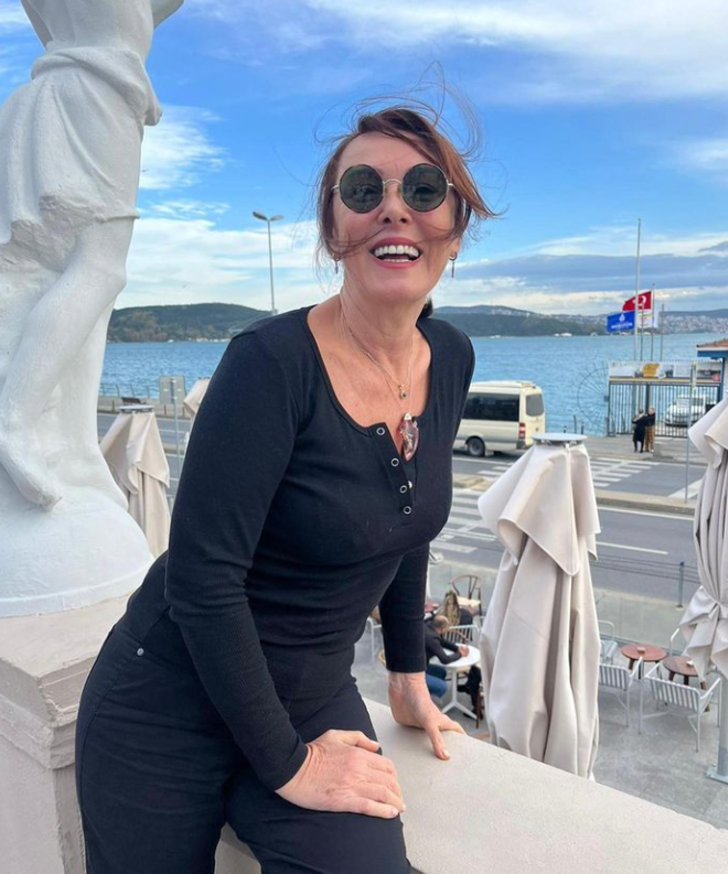 Gurbetçi Şaban filminin Bahar'ı Müge Akyamaç yıllara meydan okuyor! Son hali görenleri şaşırttı G3