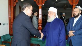 Sosyal medyadan paylaştılar! Fatih Erbakan'dan, Menzil Şeyhine köyünde ziyaret