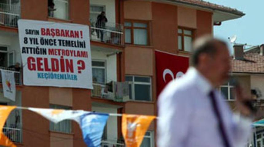 Korumalar apar topar indirdi