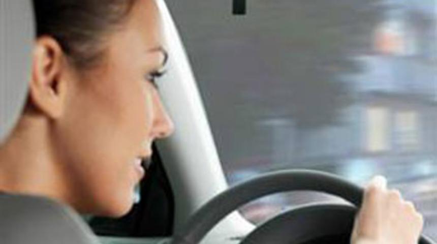 İstanbul trafiğine kadın eli