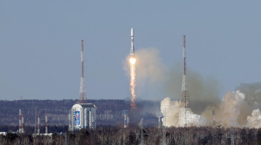Rusya duyurdu! Çin ile birlikte Ay'da nükleer santral inşa edecekler