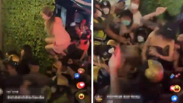 Trans bireylerin Müşterimizi çaldın kavgası bir anda alevlendi! O anlar anbean paylaşıldı... Saç saç baş başa girdiler yetmedi tırmanıp üzerine atladı