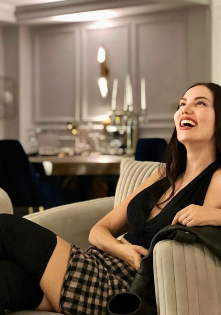 Yatırımlarını gayrimenkule yapıyorlar! Fahriye Evcen ve Burak Özçivit'in lüks villasını görenler hayran kaldı G5