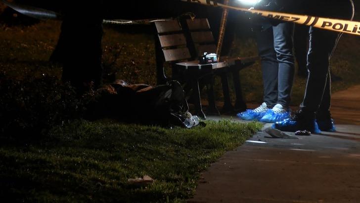 Kedilerin çöpleri karıştırmasıyla ortaya çıktı! Yer: Esenler... Poşete sarılmış haldeydi G1