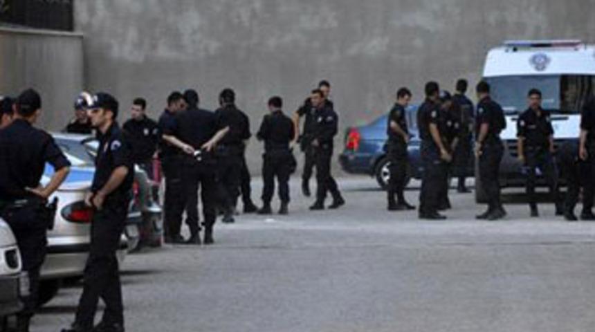 Duruşmada g&uuml;ld&uuml;ren diyaloglar