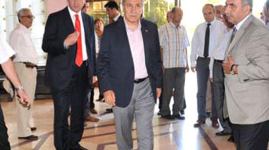 Arınç'ın sürpriz ziyareti görevinden etti