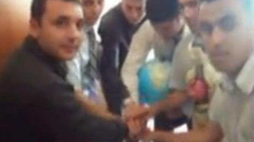 &Ccedil;ılgın &ouml;ğretmenlerin okul taktiği