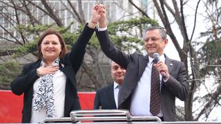 Özgür Özel 'sürçülisan' demişti! Barış Yarkadaş canlı yayında açıkladı: 'Burcu Köksal tam tersini söyledi'