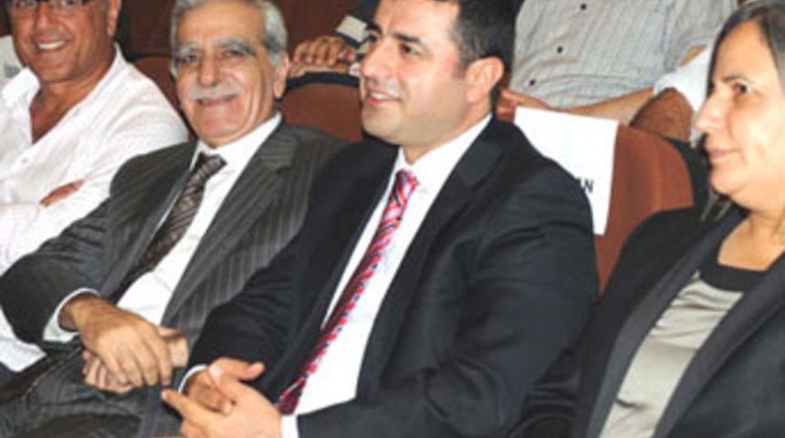 Yazıcı'dan BDP'ye: Ya istifa ya azil