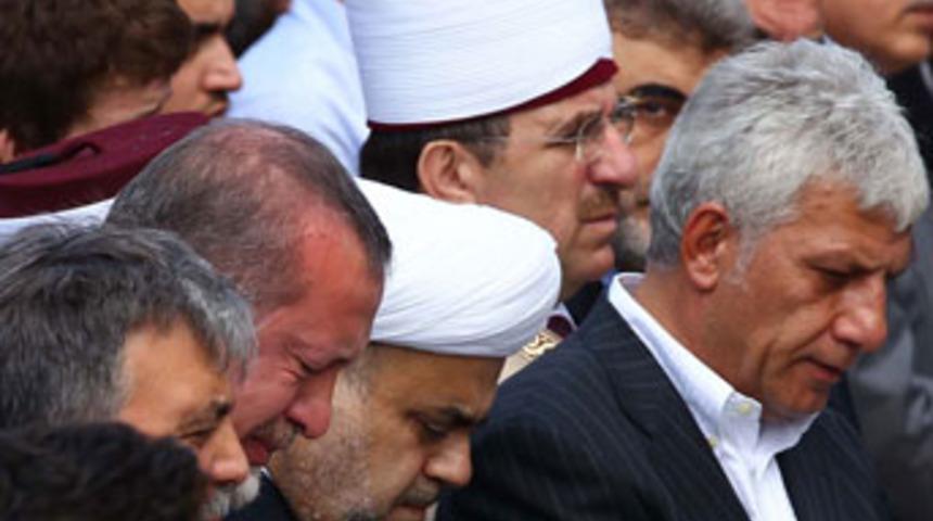 Erdoğan gözyaşlarını tutamadı