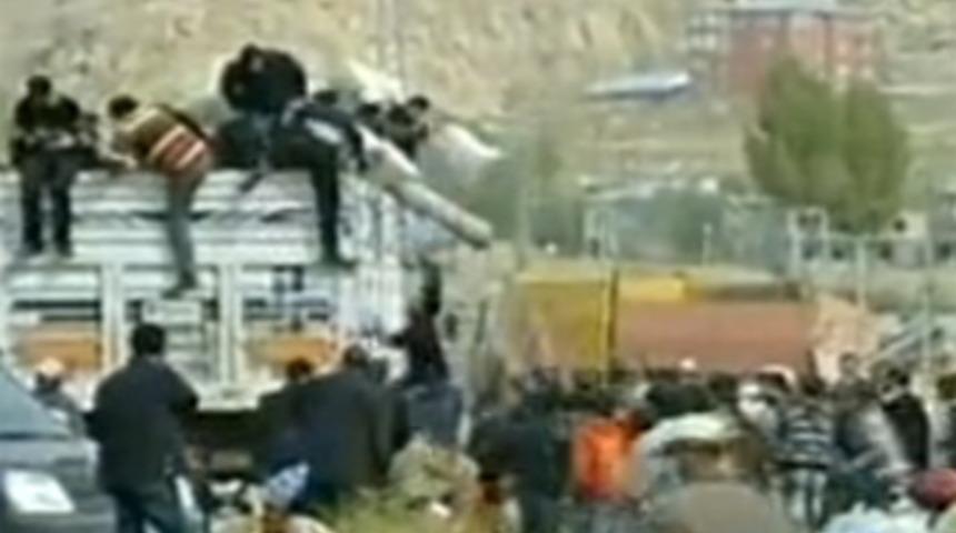 Canlı yayında yağma!