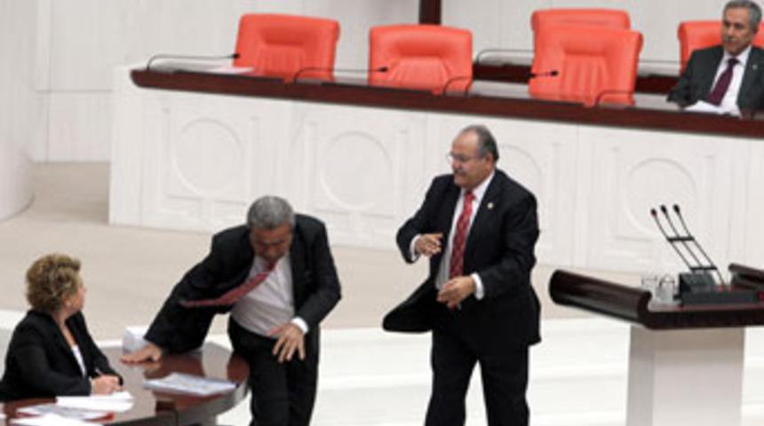 Salim Uslu Kamer Genç'i itmesini savundu