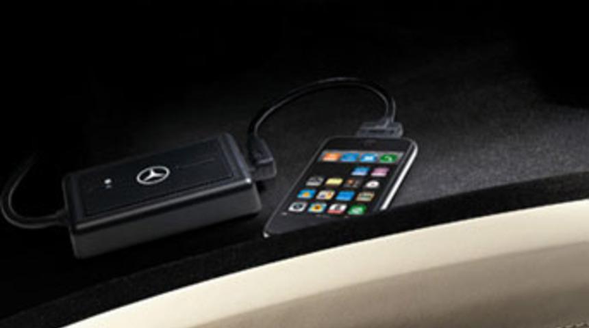 Mercedes&rsquo;ten iPhone aray&uuml;z&uuml;