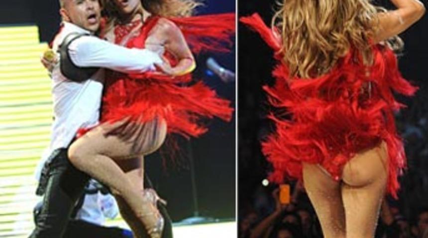 Jennifer'dan seksi dans!