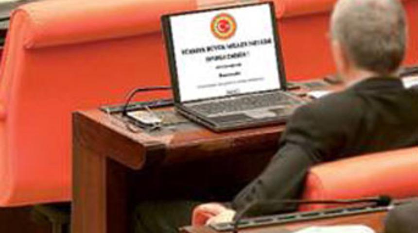 O sitede ne işin var vekilim?