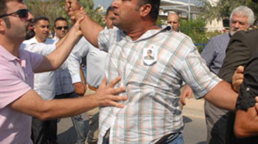 Şehit cenazesinde gerginlik!