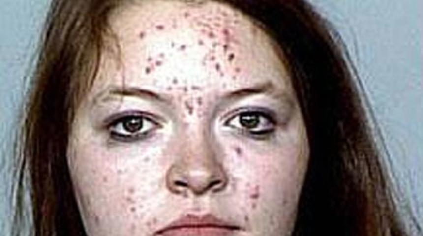 Porno film merakı hırsız yaptı