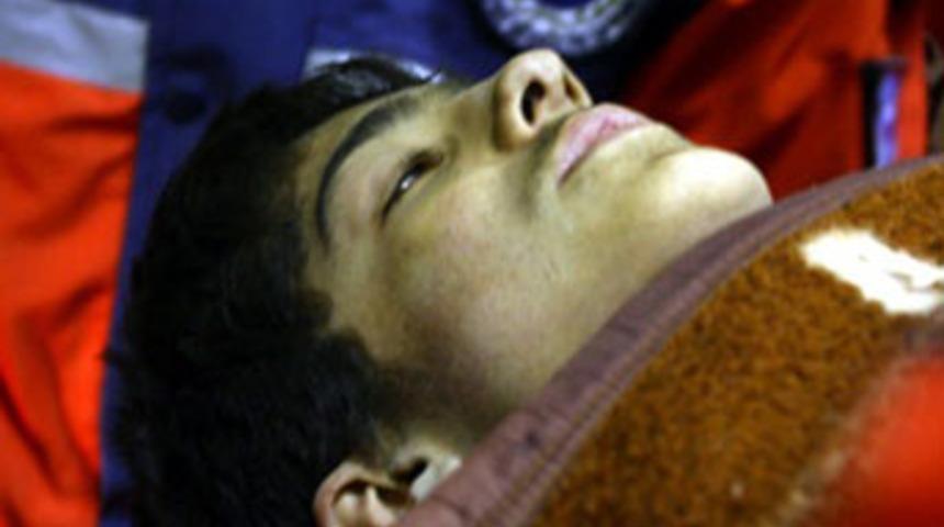 Ferhat yağmurla hayata tutundu