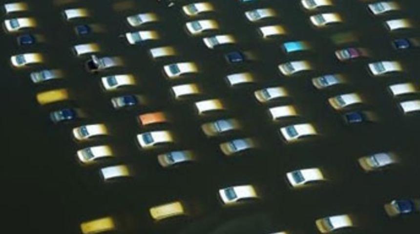 Sel felaketi: 300'den fazla &ouml;l&uuml; var