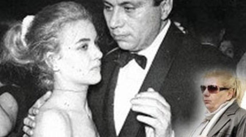 Biyolojik babası Vedat Eczacıbaşı