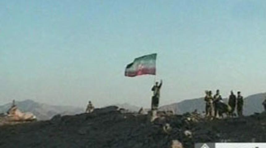 PKK kampına b&ouml;yle bayrak diktiler!