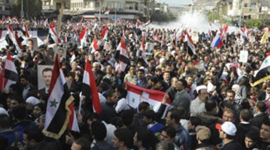 Suriye &ouml;z&uuml;r diledi