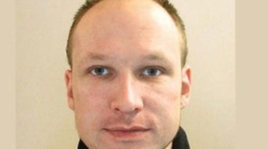 77 kişiyi katletti &lsquo;su&ccedil;suzum&rsquo; dedi