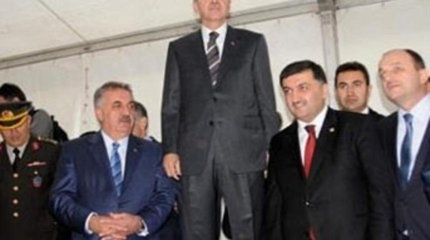 "Evet ben devlet&ccedil;iyim, milliyet&ccedil;iyim..."