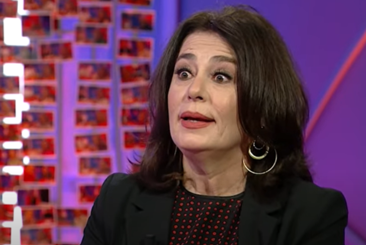 Ceyda Düvenci Yan Oda'nın yıldızı Nazan Kesal'ı konuk etti! 'Kapı kapı gezmek zorunda kalmazsın' deyince... Sosyal medya ayağa kalktı G3