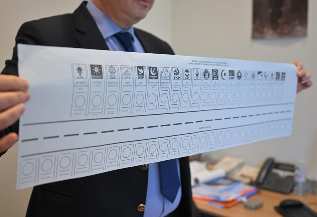 Rekor İstanbul'da! Oy pusulası yeniden dizayn edildi, o detay dikkat &ccedil;ekti