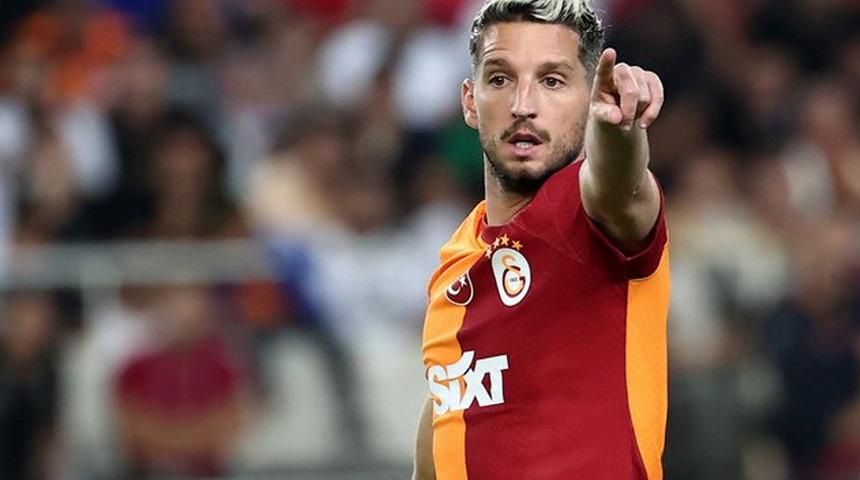 Okan Buruk'tan Mertens'e sürpriz teklif! ''Seneye gel yardımcım ol''