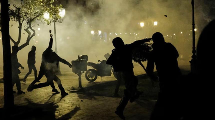 Roma-Brighton maçı öncesi iki taraftar bıçaklandı!