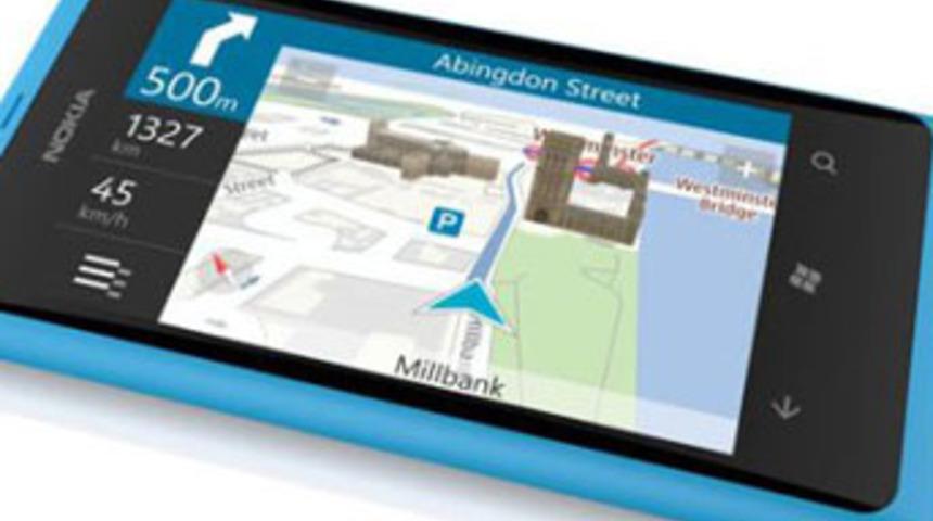 Nokia Lumia 800’ün pil sorunu