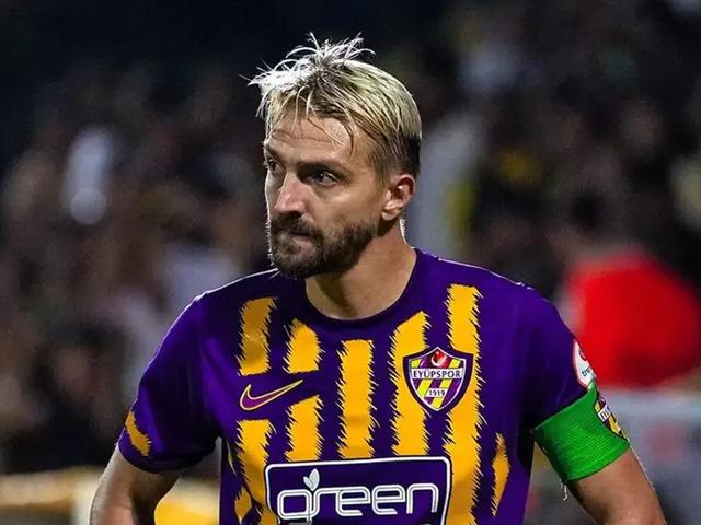 PFDK'den Caner Erkin'e tarihe geçecek ceza! Eyüpspor'un şampiyonluk yolunda bileği büküldü...