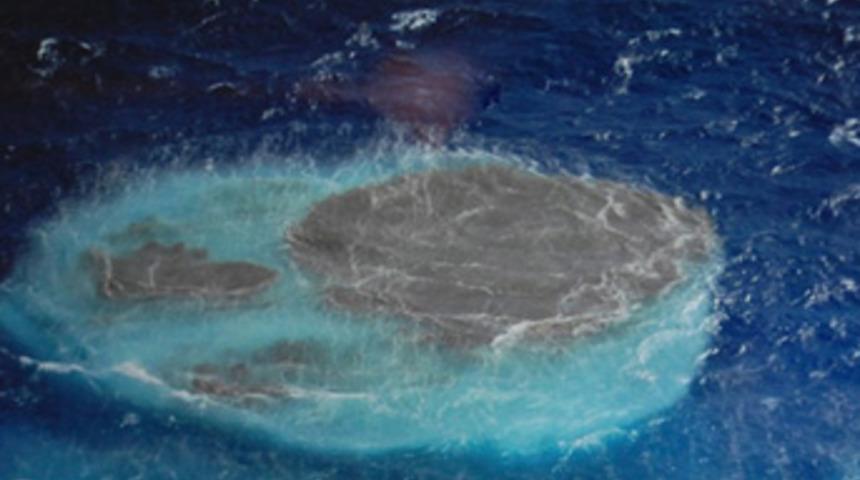 Canavar okyanustan y&uuml;kseliyor