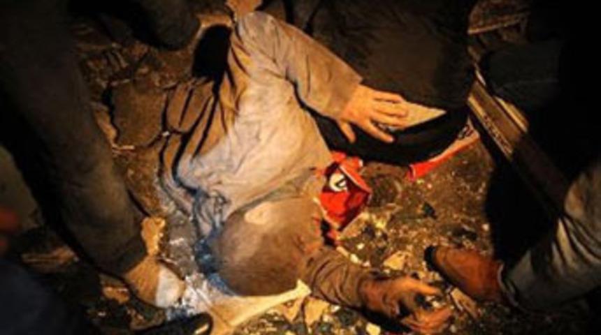 Enkazdan yardım &ccedil;ığlıkları...