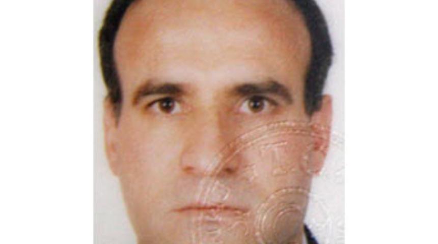 &Uuml;nl&uuml; işadamının aracına silahlı saldırı