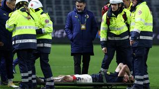 Fenerbahçe'de korkutan sakatlık! İsmail Yüksek, maçın son düdüğünün ardından kendini yere bıraktı