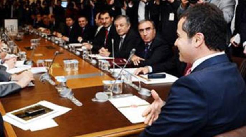 ‘Şike’ Yasası 2 saatte komisyondan geçti