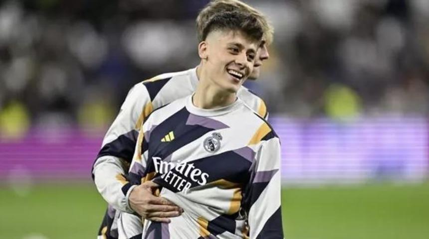 Arda Güler galibiyete sessiz kalamadı! Fenerbahçeli oyunculara destek yorumu