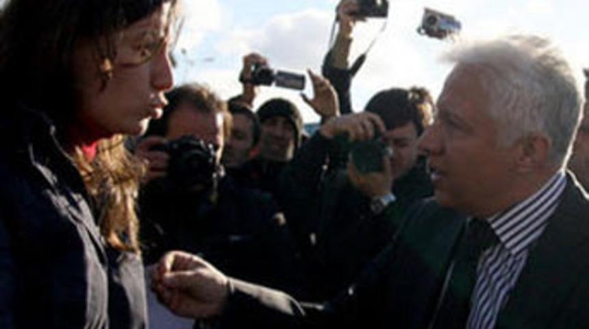 &Ouml;ğrencilere eylem i&ccedil;in yer g&ouml;sterdi